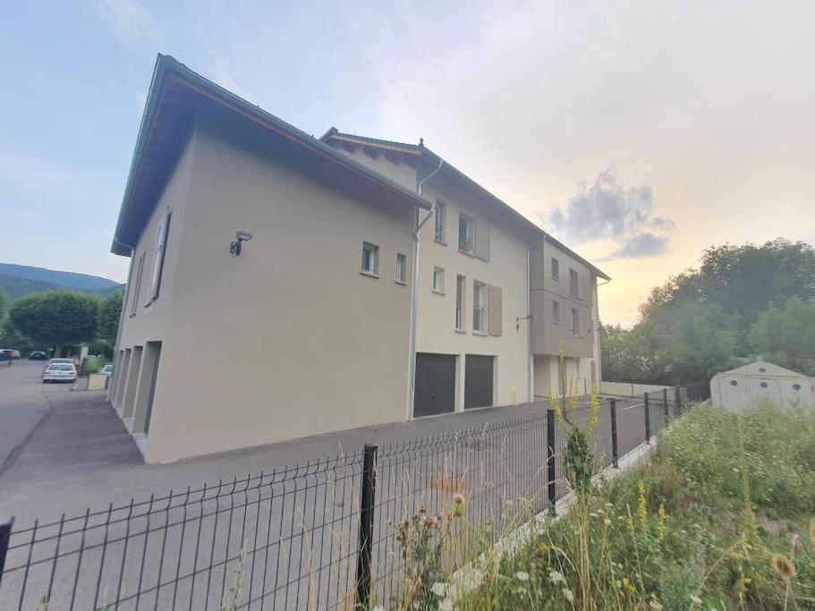 乔日Superbe T2 Duplex Vue Sur Les Montagnes公寓 外观 照片